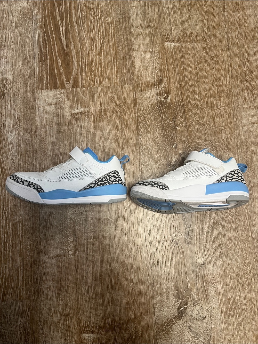 Jordan Spizike Low Sneakers size 1.5Y - Picture 6 of 6